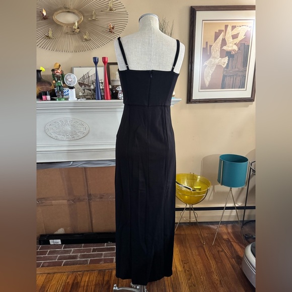NBD Eileen Gown with slit in black size M - Picture 14 of 15